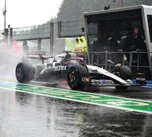 Fórmula 1: Lluvia en práctica de Bélgica; Checo quinto lugar