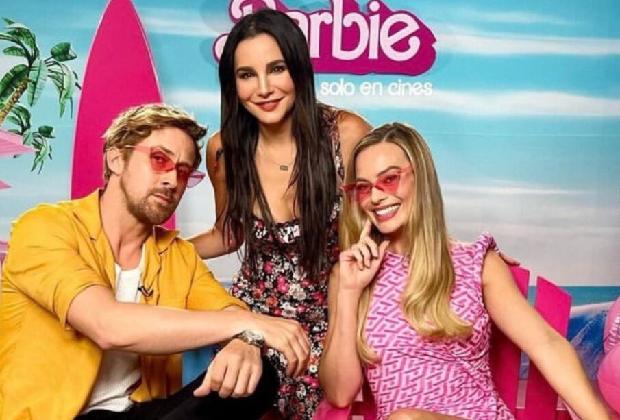 Martha Higareda junto a Ryan Gosling y Margot Robbie protagonistas de la película de Barbie