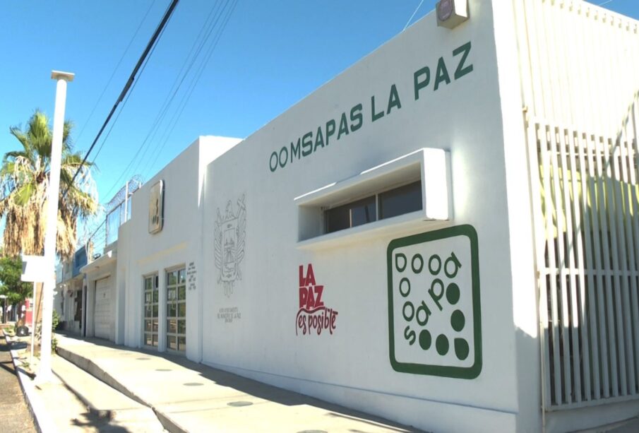 Oficinas del Organismo Operador Municipal del Servicio de Agua Potable, Alcantarillado y Saneamiento de La Paz (OOMSAPAS)