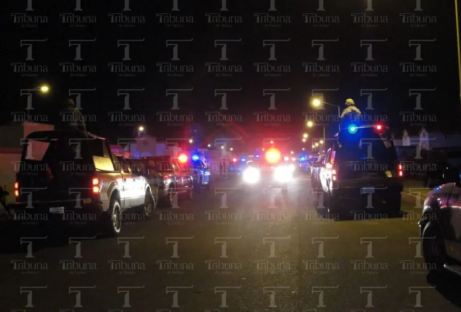 Policía Municipal atendiendo herido en Todos Santos
