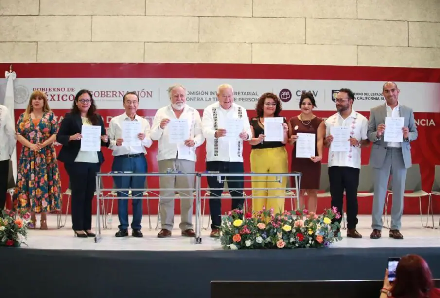 Unidos Estado, Federación y sector hotelero firman carta de intención para conjuntar acciones y métodos en esta materia.