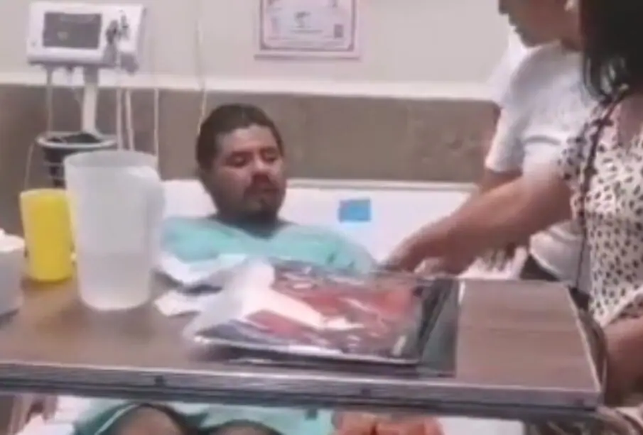 Liberan a camillero de niña prensada en elevador del IMSS