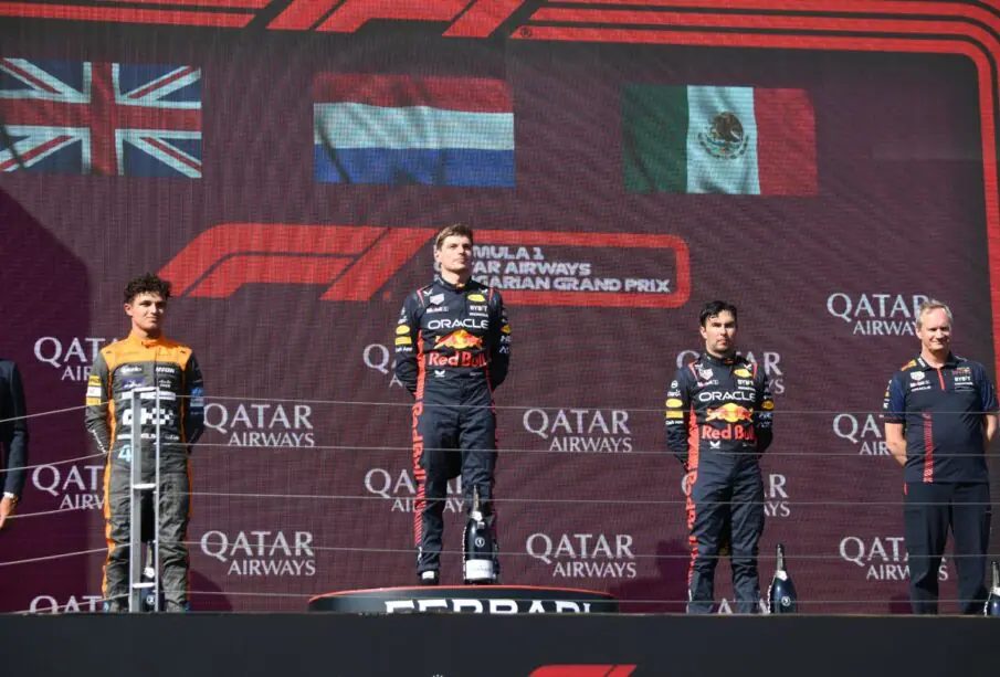 F1: Checo Pérez remonta y queda tercero en Hungría