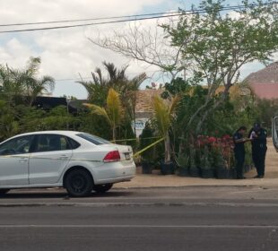 Auto acordonado por SEMEFO