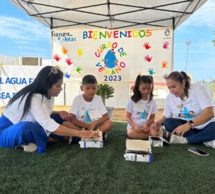 Niños en Curso de Verano de OOMSAPAS