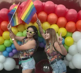 Mujeres en marcha LGBTIQ+