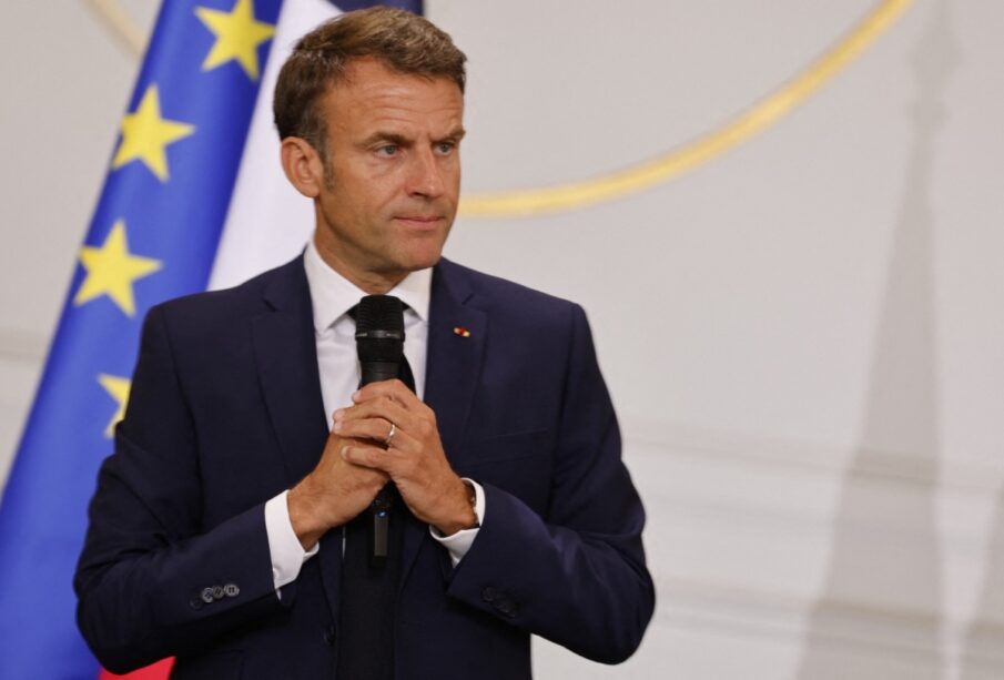 Macron anuncia ley urgente para reparar daños por disturbios en Francia