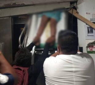 niña atrapada en elevador