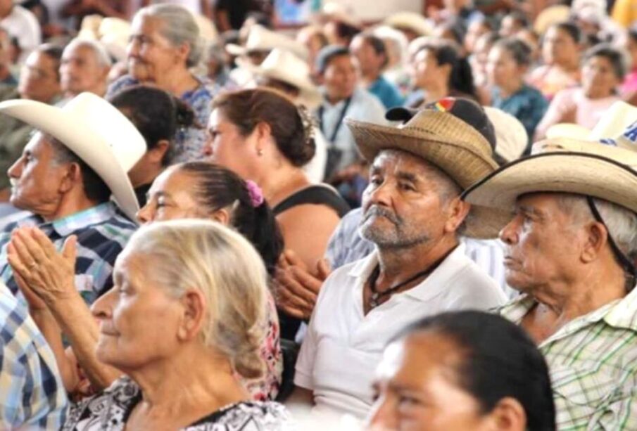 Pensión de adultos mayores aumentará en 2024