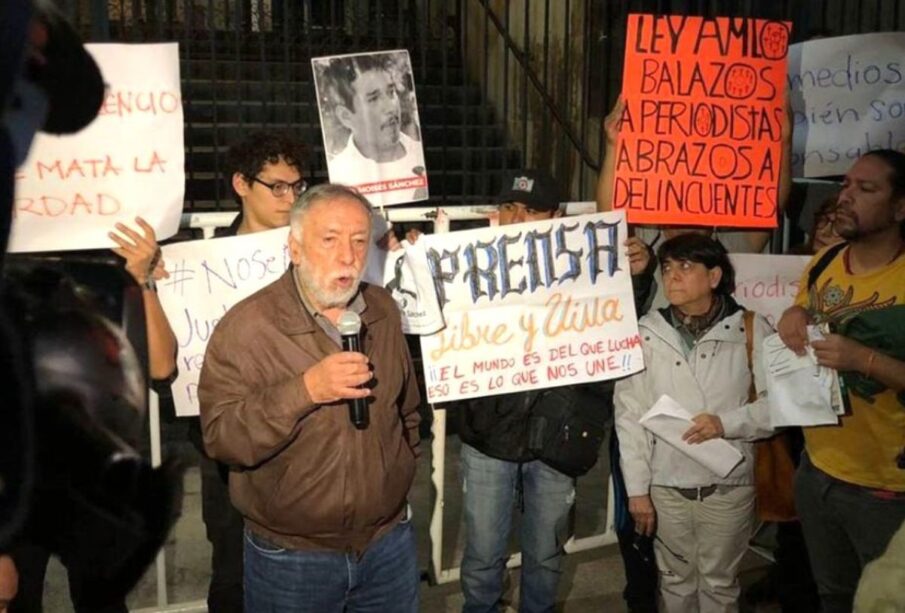 Protesta de periodistas ante violencia al gremio