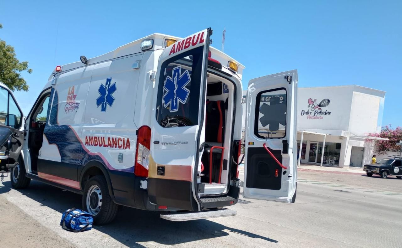 Accidente vehicular en La Paz involucra a padre e hijo