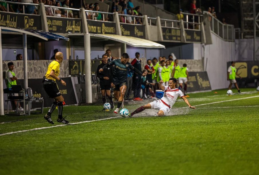 El equipo de La Paz es líder general del torneo