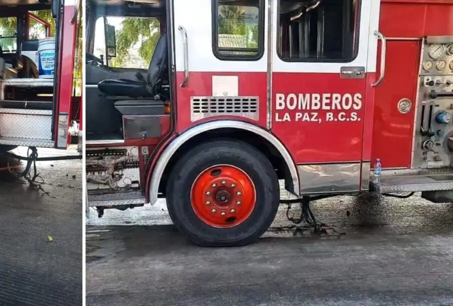 Camión de bomberos que se incendió en La Paz.