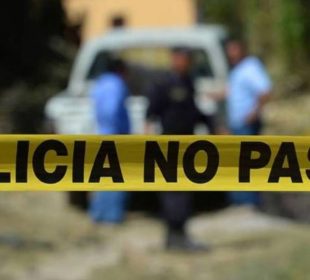 Cinta de no pasar en primer plano