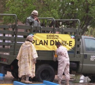 Ejército Mexicano en camioneta.