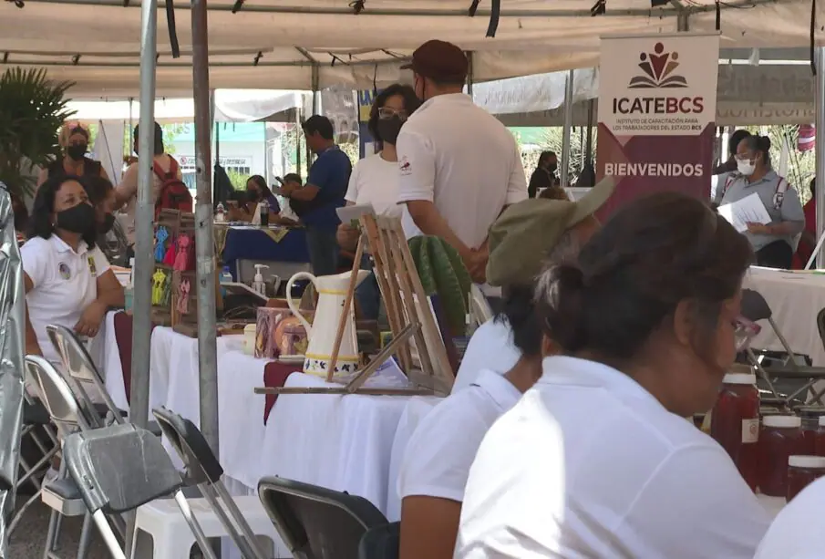 ICATEBCS feria del empleo en Los Cabos.