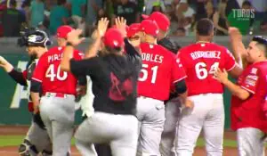 Los fronterizos aseguran su pase en un duelo lleno de tablazos y giros inesperados