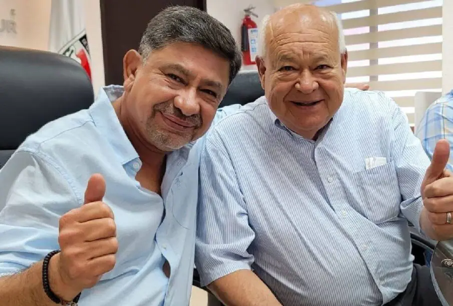 Víctor Castro y Homero