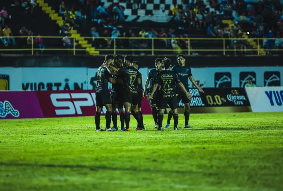 Competencia del Club Atlético La Paz