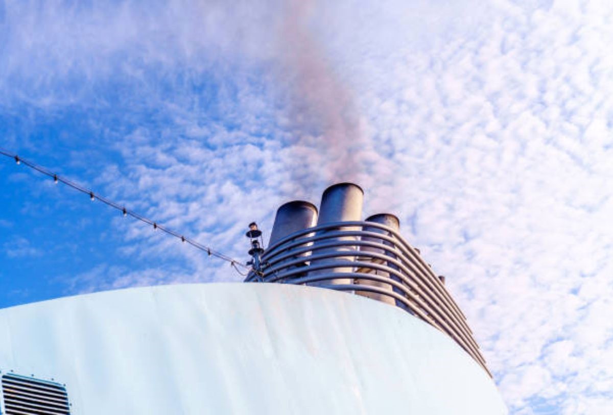Cruceros contaminando el aire