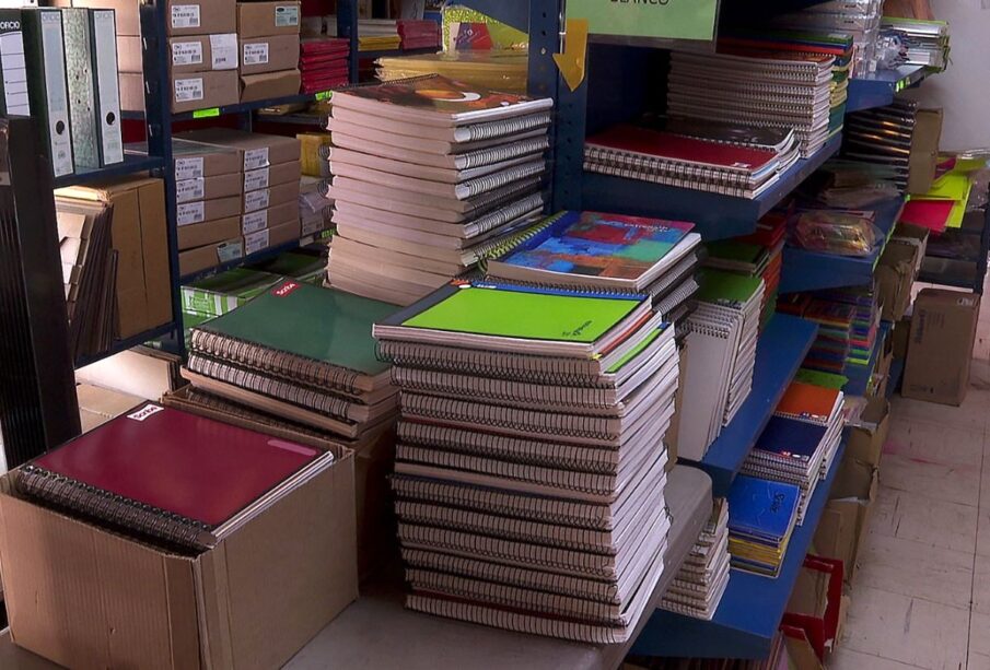 Cuadernos en feria de la educación