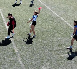 Jugadores de tochito bandera