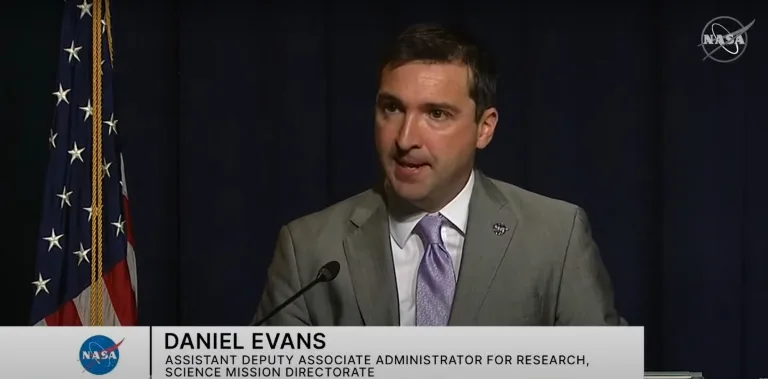 Daniel Evans en conferencia de NASA sobre FANIs 