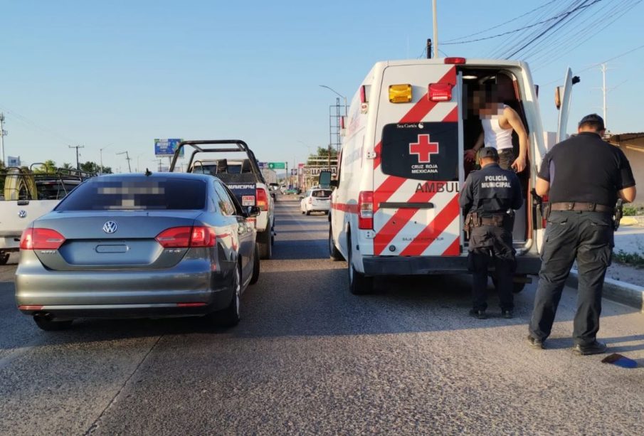 Ambulancia en la colonia Camino Real