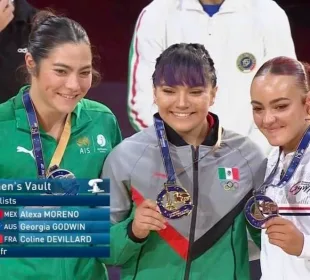 Alexa Moreno con medalla de oro