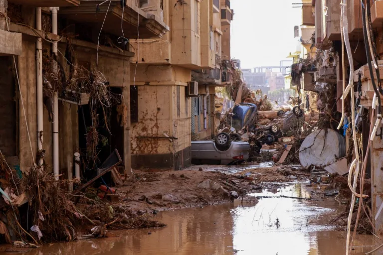 Desastre en Libia por inundación