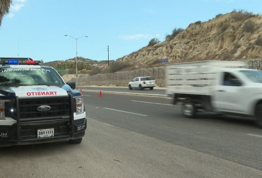 Patrulla de seguridad en la carretera transpeninsular