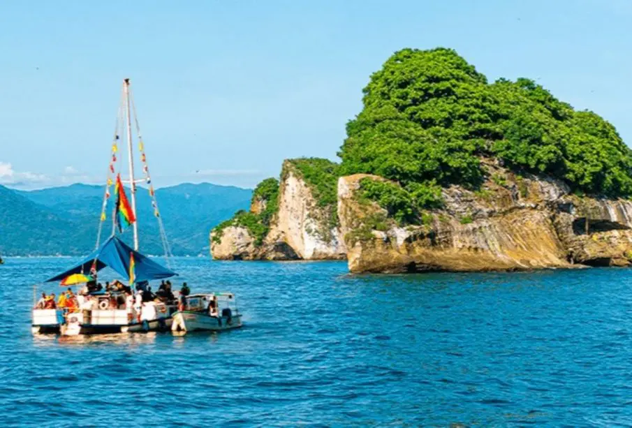 Puerto Vallarta se ha caracterizado por atender al segmento LGBTQ+