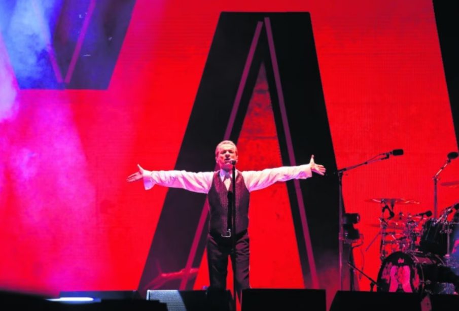 Depeche Mode apareció en el escenario del Foro Sol