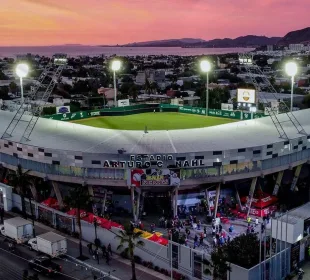 Estadio Arturo C. Nahl en La Paz