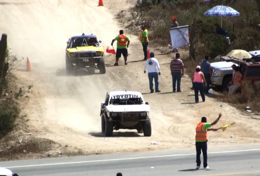 Carrera Baja Mil