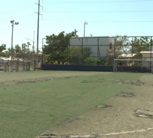 Cancha deportiva en El Zacatal