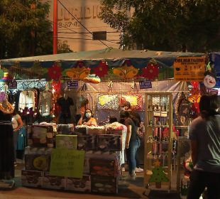 Tianguis Navideño en La Paz