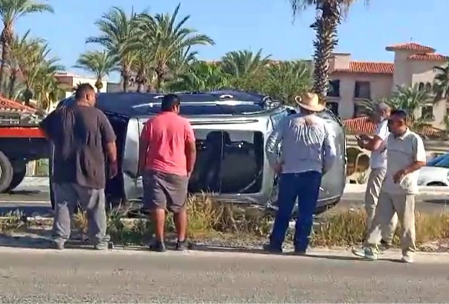 Volcadura en Los Cabos