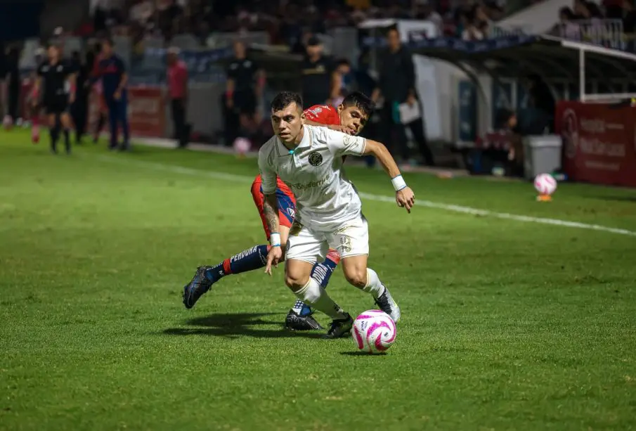 Los paceños perdieron por goleada
