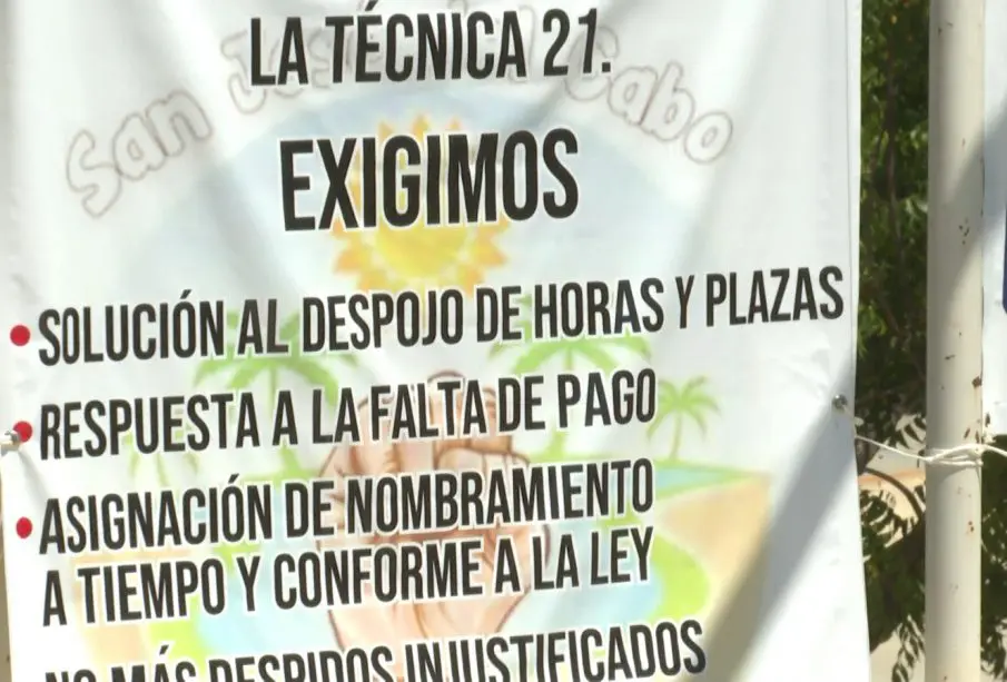 Exigencia de maestros de secundaria técnica 21