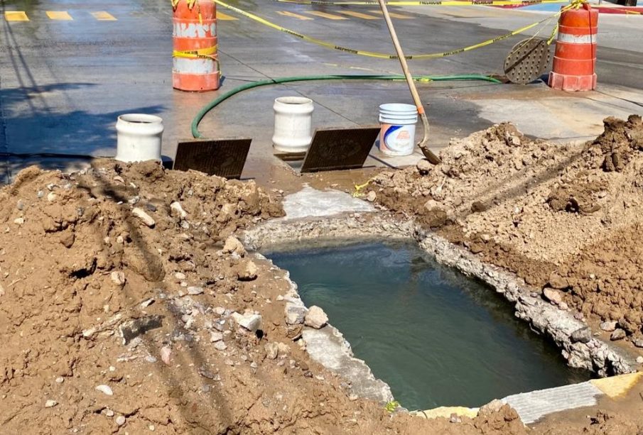 Fugas de agua potable se siguen dando en La Paz