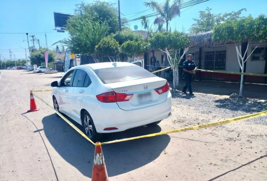Vehículo con reporte de robo asegurado