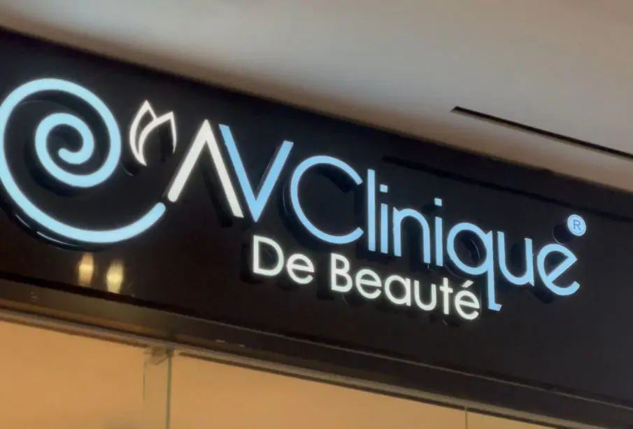 AV Clinique De Beauté