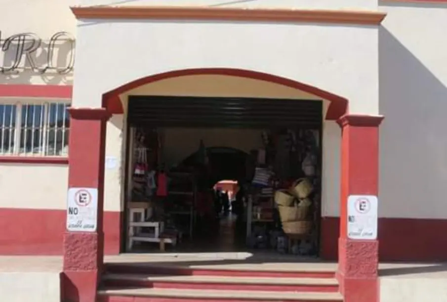 Central de abastos en San José del Cabo.
