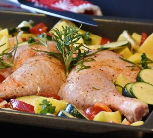 Pollo con verduras al horno