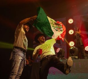 Grupo Frontera en el Zocalo