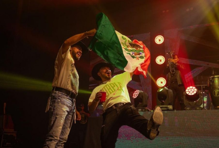 Grupo Frontera en el Zocalo