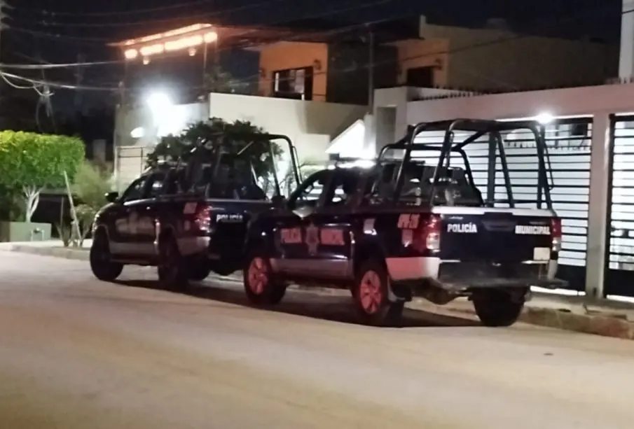 Patrulla en Pueblo Nuevo.