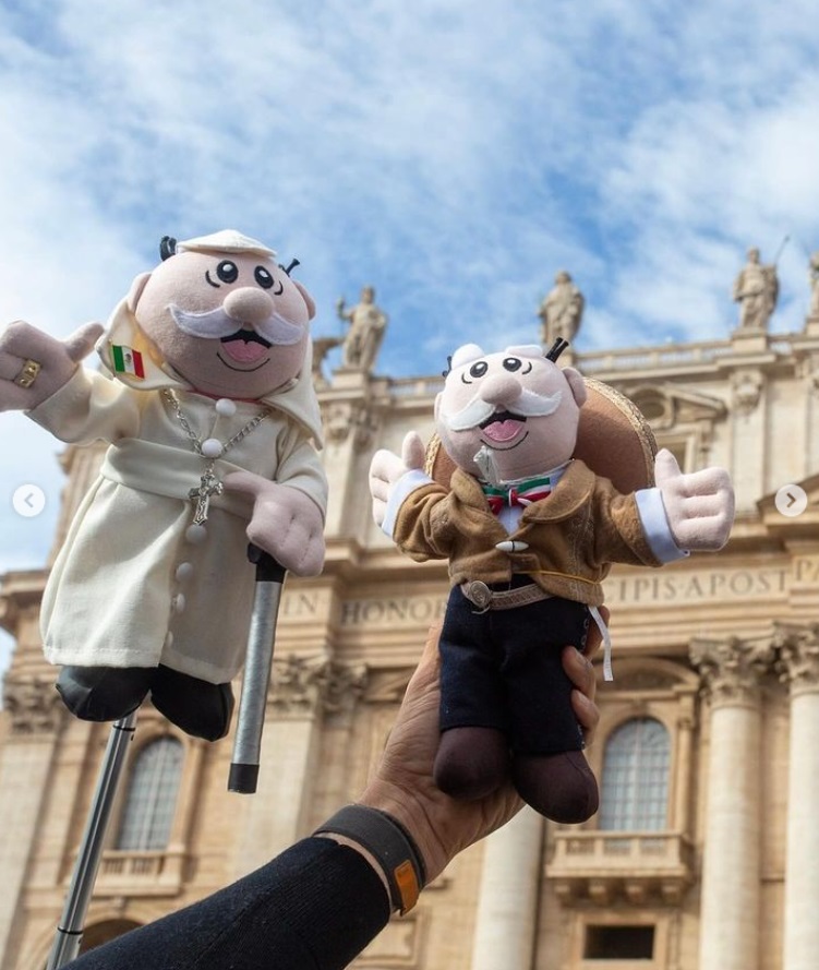 Dr. Simi en el Vaticano. 