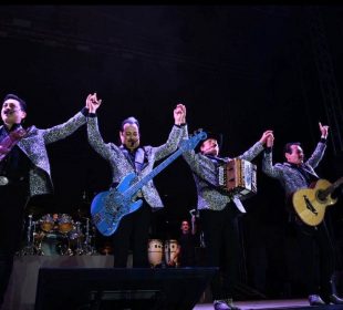 Concierto de Los Tigres del Norte